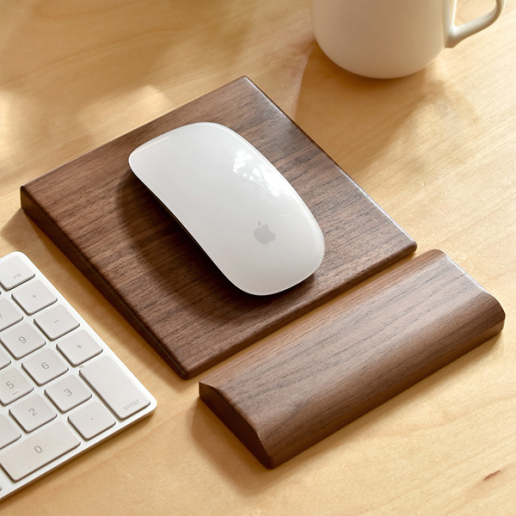 【新商品】自分のスタイルに合わせられる フレキシブルな木製マウスパッド「Mouse Pad」